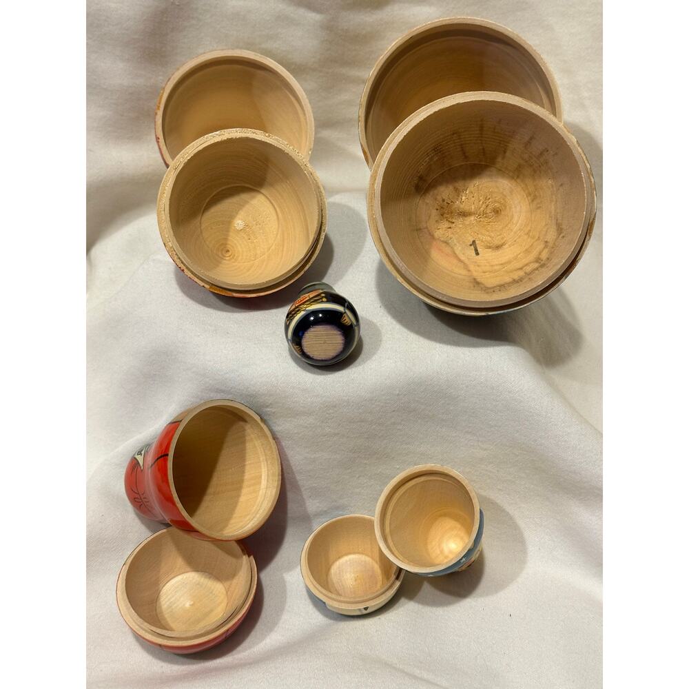 Russian Matryoshka Wooden Nesting Dolls 5 Pieces Unique Handmade Painted Russia - Picture 6 of 6